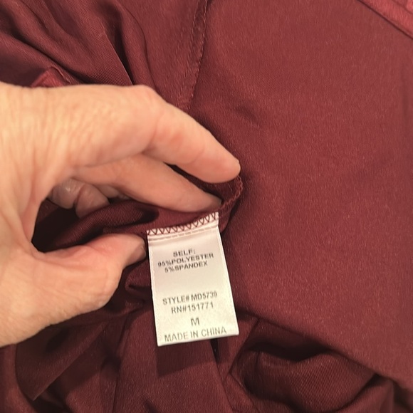 VICI LE LIS COLLECTION WINE COLOR SATIN SLIP MAXI DRESS BACK ZIPPER NWT MEDIUM - Picture 9 of 9